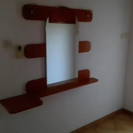 Mirni Kutak * Pula